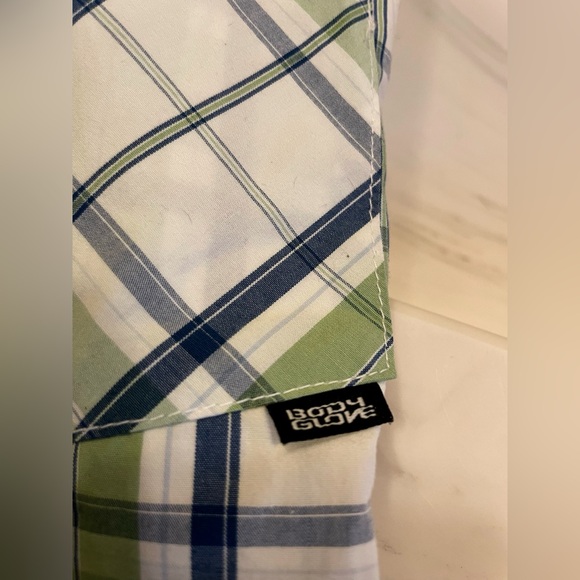 Bundle of 2 Body Glove Shirts, Size 2XL - Picture 6 of 16